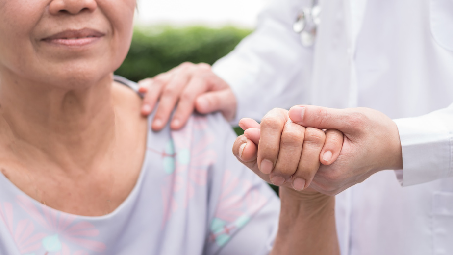 assistere una persona affetta da parkinson