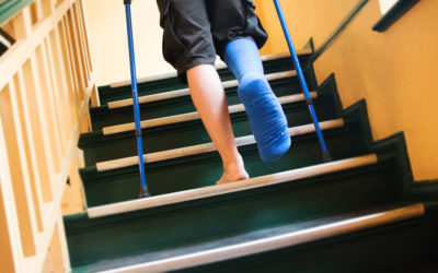 Affrontare le scale con le stampelle: soluzioni per muoversi in libertà