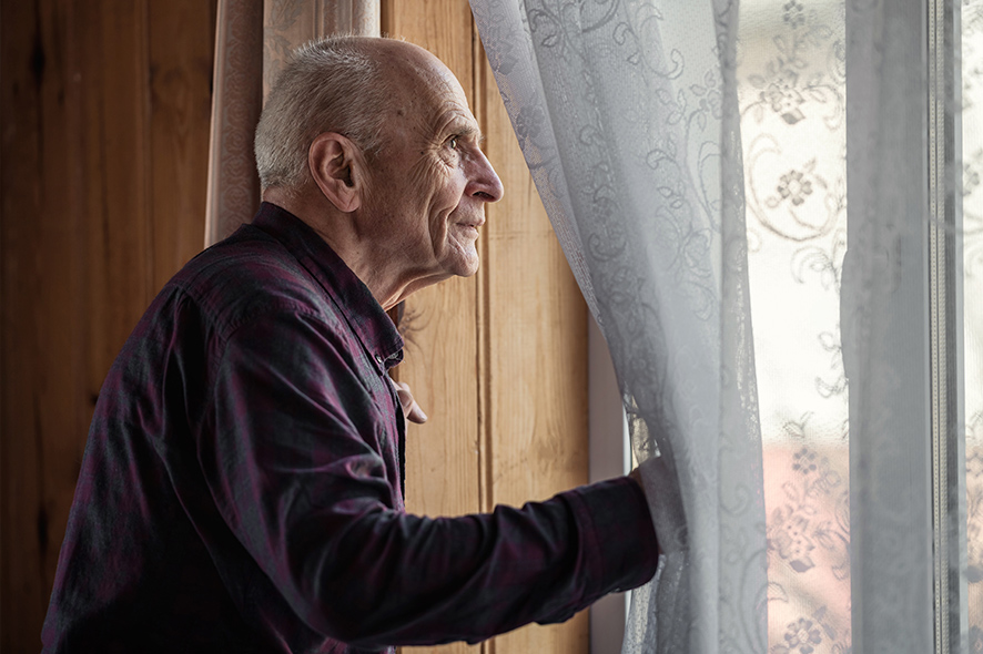 Rimanere da soli senza il compagno di vita: come riempire le giornate